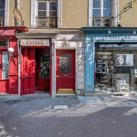 Le Milady- Versailles Exterior photo